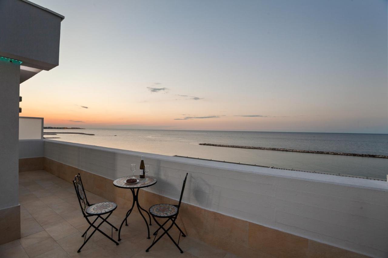 Tramonto Sul Mare Bari Apartment Near The Airport Exterior photo