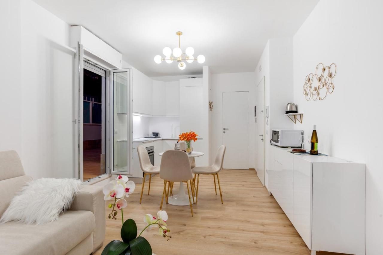 Tramonto Sul Mare Bari Apartment Near The Airport Exterior photo